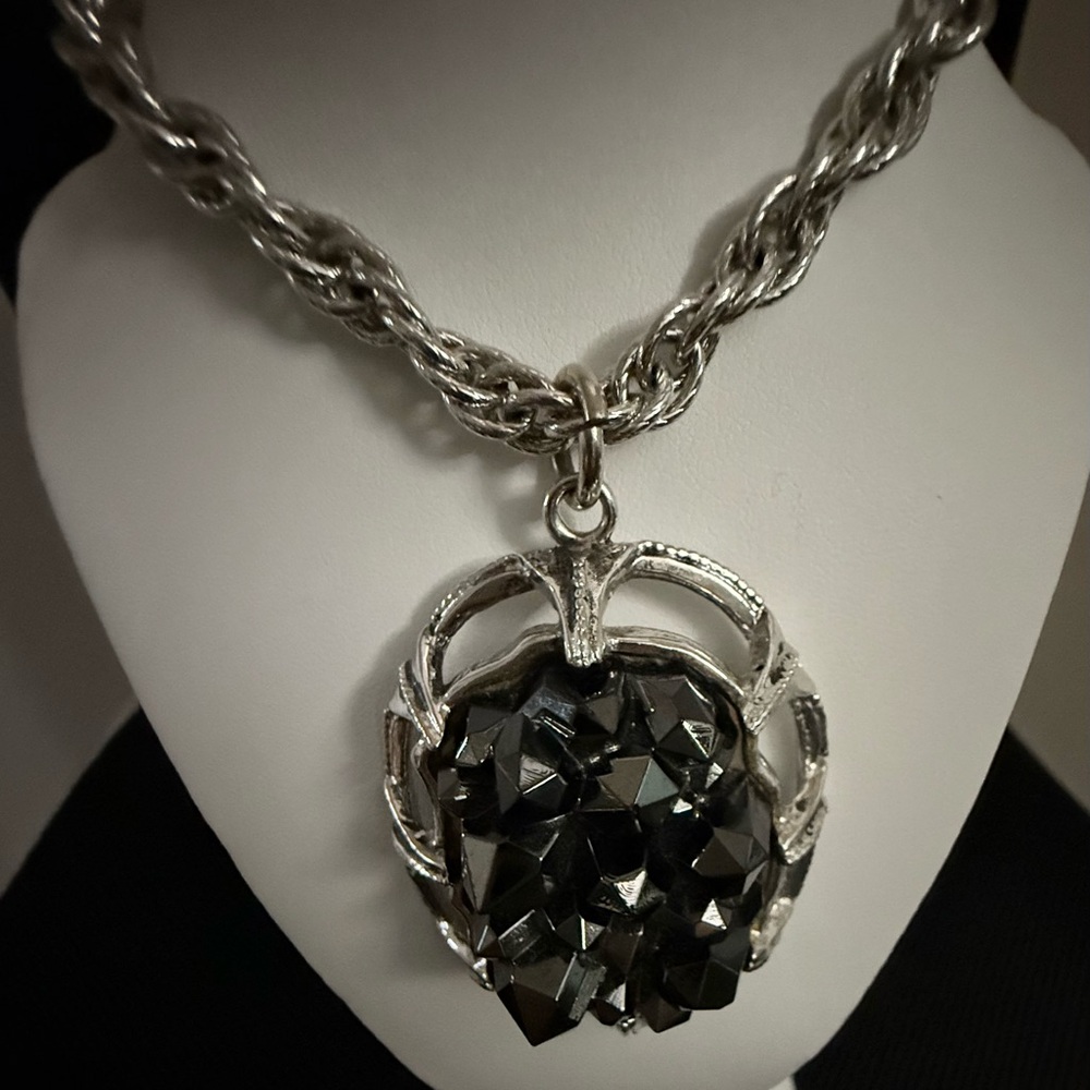 Vintage Whiting & Davis Black Crystal Necklace